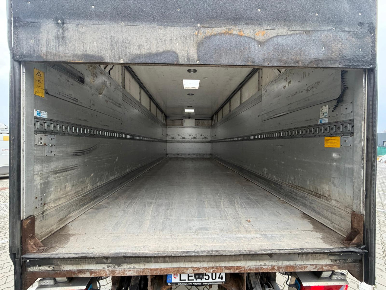 شاحنة صندوقية SCANIA P230: صورة 12 شاحنة صندوقية SCANIA P230: صورة 12