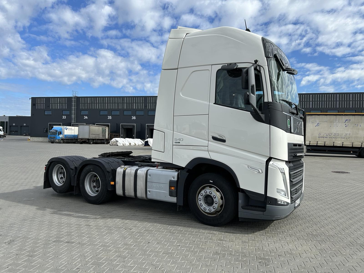 VOLVO FH D13 - رأس تريلا: صورة 3 VOLVO FH D13 - رأس تريلا: صورة 3