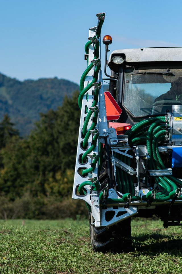 BeTEC Gülleinjektor / Slurry injector / Injecteur / Aplikator - حاقن الطين: صورة 2 BeTEC Gülleinjektor / Slurry injector / Injecteur / Aplikator - حاقن الطين: صورة 2