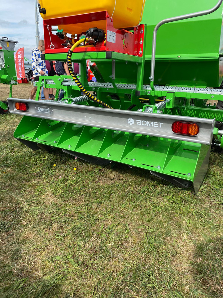 آلة زراعة البطاطس للبيع  Bomet Kartoffelpflanzmaschine / Potato planter / Planteuse de pomme de terre / Piantapatate / Sadzarka ziemniaków: صورة 6