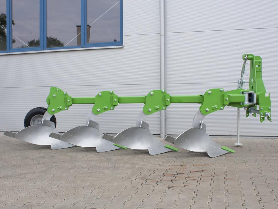 Bomet Pflüge / Single-beam plow / Charrue mono-poutre / Aratro / Плуг / Pług jednobelkowy Libra 3+1 - محراث: صورة 2 Bomet Pflüge / Single-beam plow / Charrue mono-poutre / Aratro / Плуг / Pług jednobelkowy Libra 3+1 - محراث: صورة 2