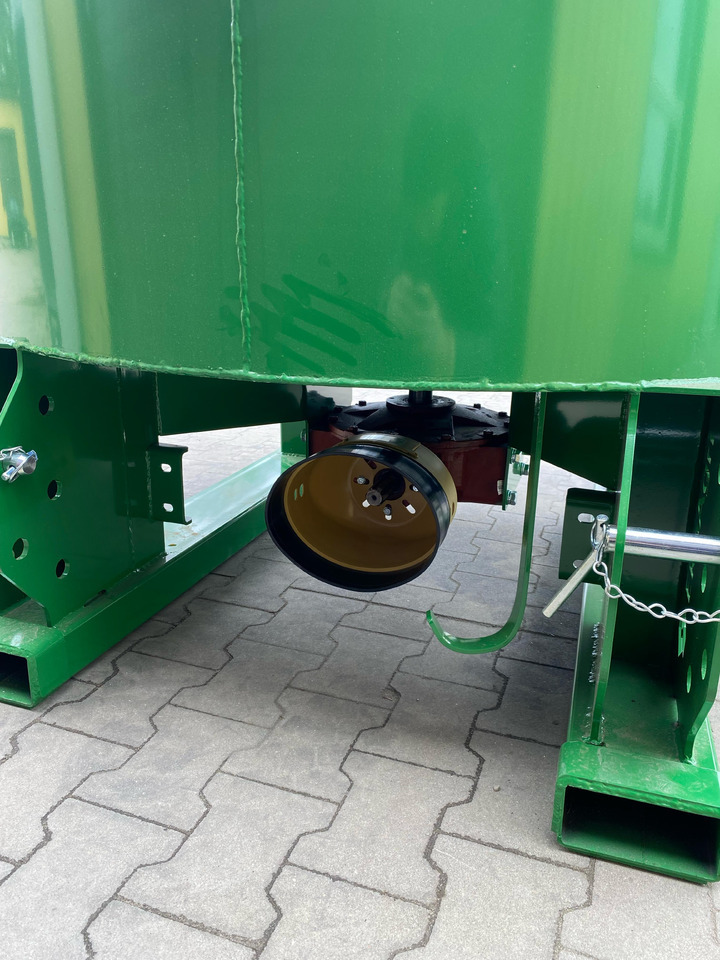 DC Betonmischer / Hydraulic concrete mixer / Malaxeur à béton hydraulique / Betoniera / Бетономешалка с гидравлическим приводом / Betoniarka hydrauliczna 800 l - خلاطه اسمنت: صورة 4 DC Betonmischer / Hydraulic concrete mixer / Malaxeur à béton hydraulique / Betoniera / Бетономешалка с гидравлическим приводом / Betoniarka hydrauliczna 800 l - خلاطه اسمنت: صورة 4