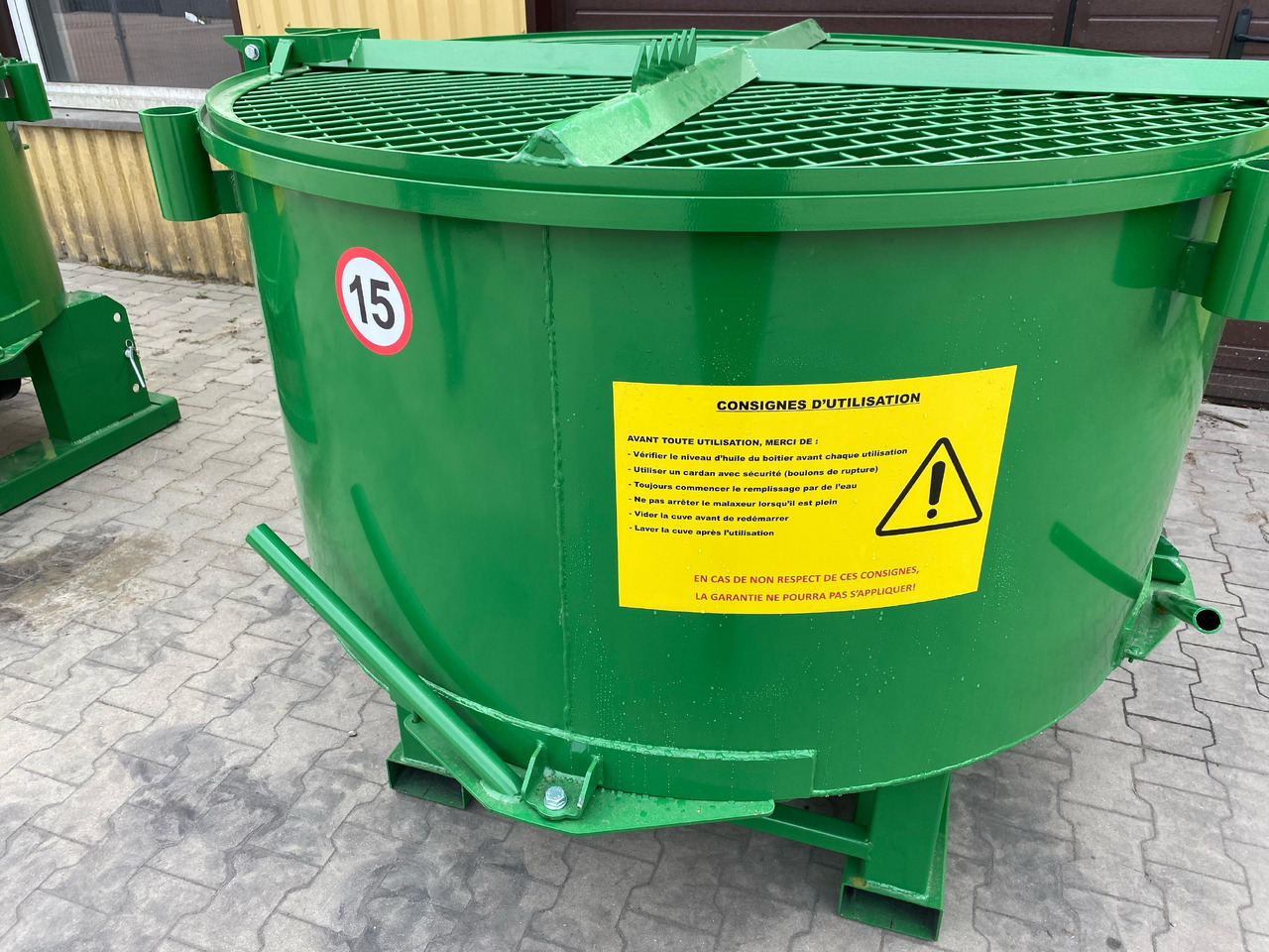 DC Betonmischer / Hydraulic concrete mixer / Malaxeur à béton hydraulique / Betoniera / Бетономешалка с гидравлическим приводом / Betoniarka hydrauliczna 800 l - خلاطه اسمنت: صورة 5 DC Betonmischer / Hydraulic concrete mixer / Malaxeur à béton hydraulique / Betoniera / Бетономешалка с гидравлическим приводом / Betoniarka hydrauliczna 800 l - خلاطه اسمنت: صورة 5