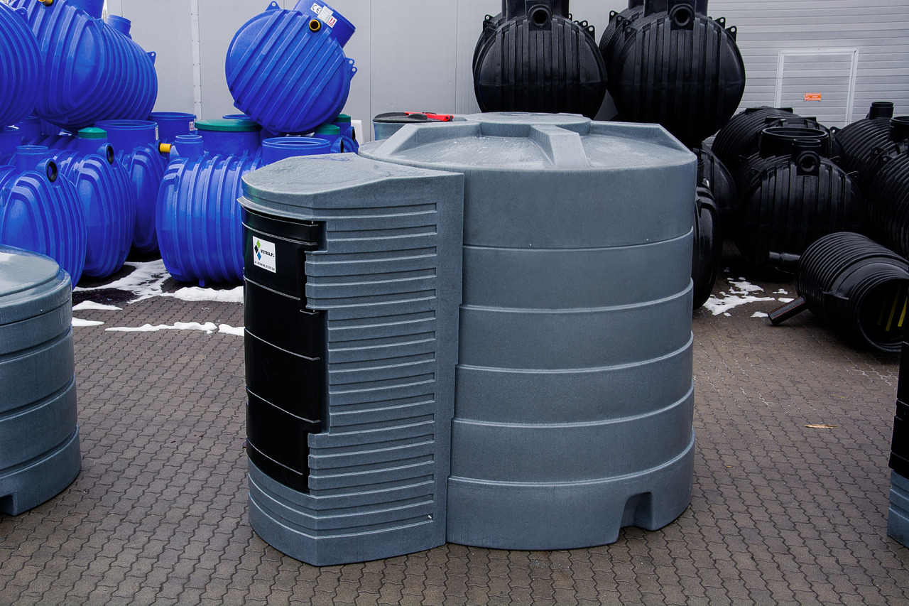 DC Dieseltank / Double-walled fuel tank for diesel fuel / Cuve à gasoil / Serbatoio gasolio / Бак для дизельного топлива / Zbiornik dwupłaszczowe na paliwo do oleju napędowego 5000 l - خزان تخزين: صورة 1 DC Dieseltank / Double-walled fuel tank for diesel fuel / Cuve à gasoil / Serbatoio gasolio / Бак для дизельного топлива / Zbiornik dwupłaszczowe na paliwo do oleju napędowego 5000 l - خزان تخزين: صورة 1