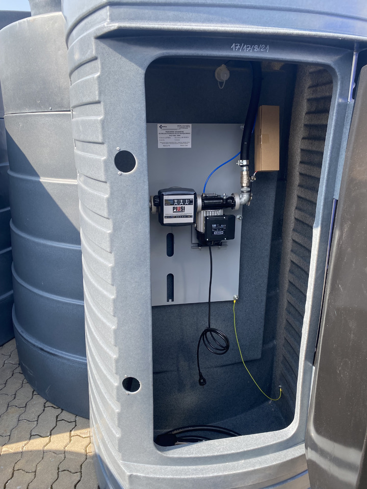 DC Dieseltank / Double-walled fuel tank for diesel fuel / Cuve à gasoil / Serbatoio gasolio / Бак для дизельного топлива / Zbiornik dwupłaszczowe na paliwo do oleju napędowego 5000 l - خزان تخزين: صورة 3 DC Dieseltank / Double-walled fuel tank for diesel fuel / Cuve à gasoil / Serbatoio gasolio / Бак для дизельного топлива / Zbiornik dwupłaszczowe na paliwo do oleju napędowego 5000 l - خزان تخزين: صورة 3