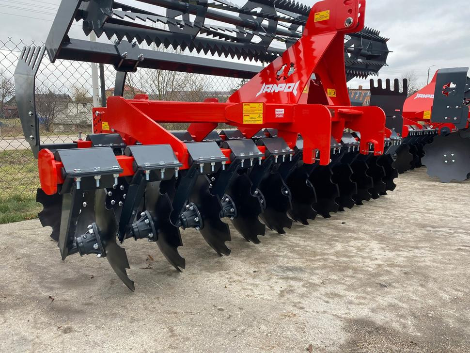 Janpol Scheibenegge / Disc harrow / Déchaumeur à disques / Erpice a dischi / Средняя дисковая борона / Brona talerzowa medium „COMPACT” 3 m - مسفلة قرصية: صورة 3 Janpol Scheibenegge / Disc harrow / Déchaumeur à disques / Erpice a dischi / Средняя дисковая борона / Brona talerzowa medium „COMPACT” 3 m - مسفلة قرصية: صورة 3