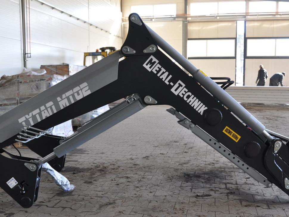 مغراف أمامي للجرار - ملحق للبيع METAL-TECHNIK Frontlader / Front loader / Chargeur frontal / Caricatore frontale / Cargador fronta / Фронтальный погрузчик / Ładowacz czołowy Tytan MT-02: صورة 5 مغراف أمامي للجرار - ملحق للبيع METAL-TECHNIK Frontlader / Front loader / Chargeur frontal / Caricatore frontale / Cargador fronta / Фронтальный погрузчик / Ładowacz czołowy Tytan MT-02: صورة 5