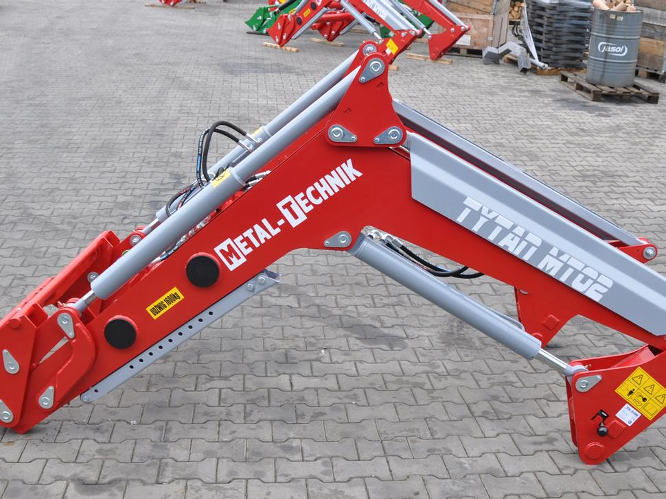 مغراف أمامي للجرار - ملحق للبيع METAL-TECHNIK Frontlader / Front loader / Chargeur frontal / Caricatore frontale / Cargador fronta / Фронтальный погрузчик / Ładowacz czołowy Tytan MT-02: صورة 11 مغراف أمامي للجرار - ملحق للبيع METAL-TECHNIK Frontlader / Front loader / Chargeur frontal / Caricatore frontale / Cargador fronta / Фронтальный погрузчик / Ładowacz czołowy Tytan MT-02: صورة 11