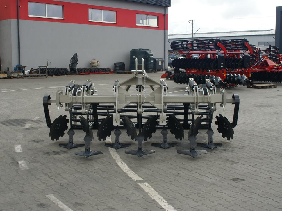 ROLEX Flügelschargrubber / Stubble cultivator / Dechaumeur à dents / Aratri stoppiatori / Стерневой культиватор / Agregat podorywkowy 3 m - آلة حراثة: صورة 4 ROLEX Flügelschargrubber / Stubble cultivator / Dechaumeur à dents / Aratri stoppiatori / Стерневой культиватор / Agregat podorywkowy 3 m - آلة حراثة: صورة 4