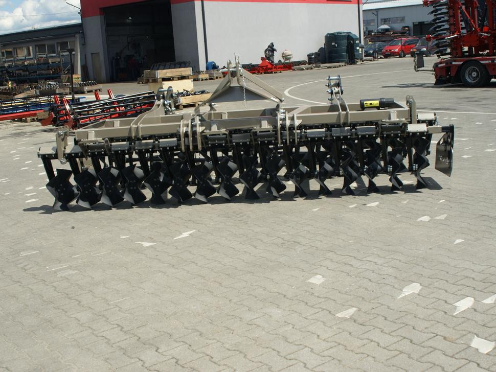 ROLEX Scheibenegge / Cross-Cutter harrow / Dechaumeur cross-cutter / Cross Cutter erpice / Борона с поперечным катком жёсткий/ Brona cross cutter sztywna 4 m - مسفلة قرصية: صورة 3 ROLEX Scheibenegge / Cross-Cutter harrow / Dechaumeur cross-cutter / Cross Cutter erpice / Борона с поперечным катком жёсткий/ Brona cross cutter sztywna 4 m - مسفلة قرصية: صورة 3