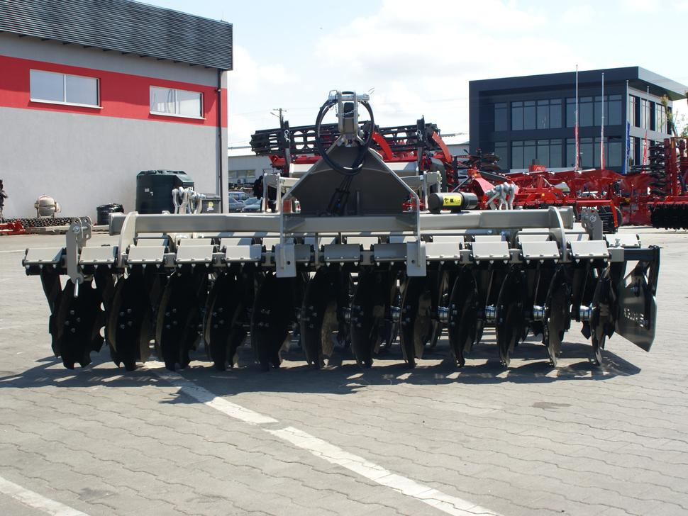 Rolex Scheibenegge / Disc harrow with hydropack / Déchaumeur à disques avec support semoir / Erpice a dischi / Cultivador de discos con hydropack / Дисковая борона с гидропаком 3 m - مسفلة قرصية: صورة 3 Rolex Scheibenegge / Disc harrow with hydropack / Déchaumeur à disques avec support semoir / Erpice a dischi / Cultivador de discos con hydropack / Дисковая борона с гидропаком 3 m - مسفلة قرصية: صورة 3