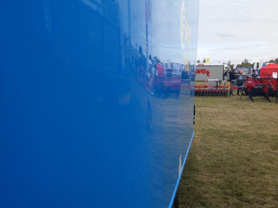 عربة خلط الأعلاف للبيع  ZAMET Futtermischwagen / Feed mixer / Melangeuse / Carro miscelatore / Vagoneta de alimentación /Кормораздатчик / Wóz paszowy 16 m3: صورة 17