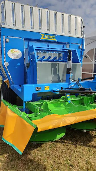 عربة ذاتية التحميل للبيع  ZAMET Mähladewagen / Green forage mower / Remorque autochargeuse / Autocaricante / Carro per foraggio con falciatrice a tamburo / Самозагружающийся прицеп с косилкой / Przyczepa samozaładowcza 19 m3: صورة 6