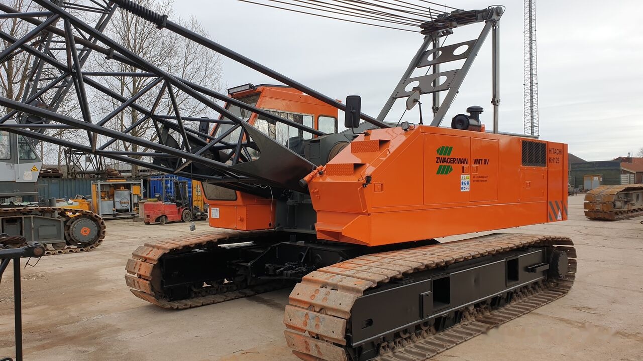 Hitachi KH 125-3 - رافعة زاحفة: صورة 2 Hitachi KH 125-3 - رافعة زاحفة: صورة 2