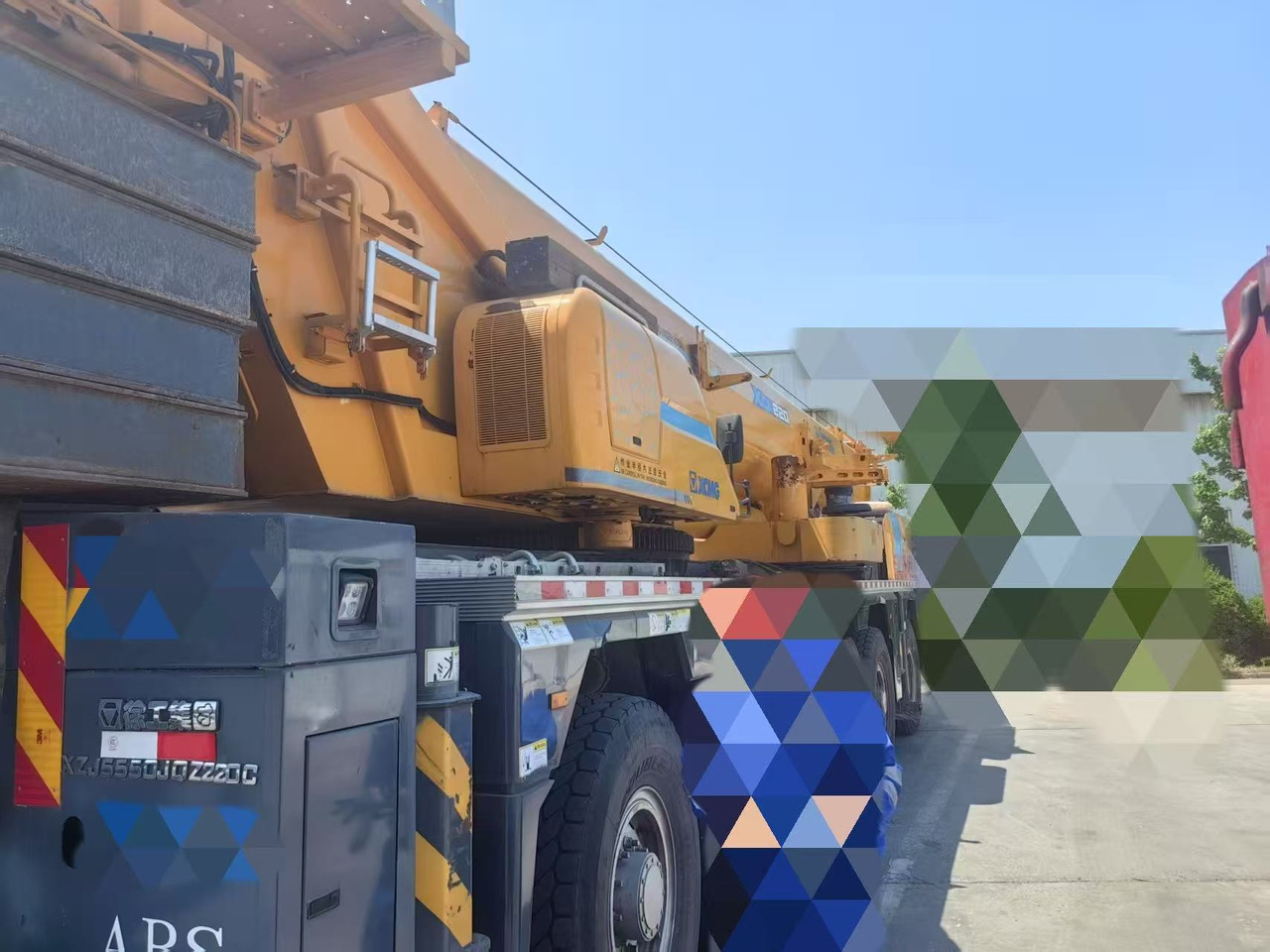 XCMG XCA130L7C - رافعة لجميع التضاريس: صورة 3 XCMG XCA130L7C - رافعة لجميع التضاريس: صورة 3