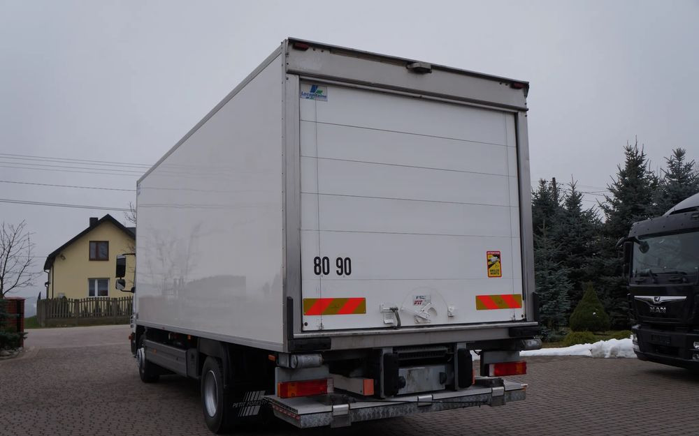 Mercedes-Benz ATEGO 1318 EURO 5 132 TYS KM CHŁODNIA CARRIER 750 WINDA - شاحنة ذات مبرد: صورة 4 Mercedes-Benz ATEGO 1318 EURO 5 132 TYS KM CHŁODNIA CARRIER 750 WINDA - شاحنة ذات مبرد: صورة 4