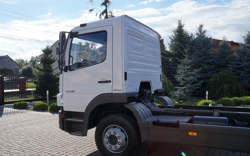 Mercedes-Benz ATEGO 1318 EURO 5 RAMA DO ZABUDOWY MANUAL 1322 - شاحنة بهيكل معدني للمقصورة: صورة 4 Mercedes-Benz ATEGO 1318 EURO 5 RAMA DO ZABUDOWY MANUAL 1322 - شاحنة بهيكل معدني للمقصورة: صورة 4