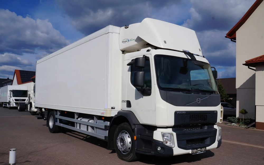 Volvo FE 18.250 Euro 6 18 TON CHŁODNIA KONTENER 19 PALET NISKI PRZEBIEG - شاحنة ذات مبرد: صورة 1 Volvo FE 18.250 Euro 6 18 TON CHŁODNIA KONTENER 19 PALET NISKI PRZEBIEG - شاحنة ذات مبرد: صورة 1