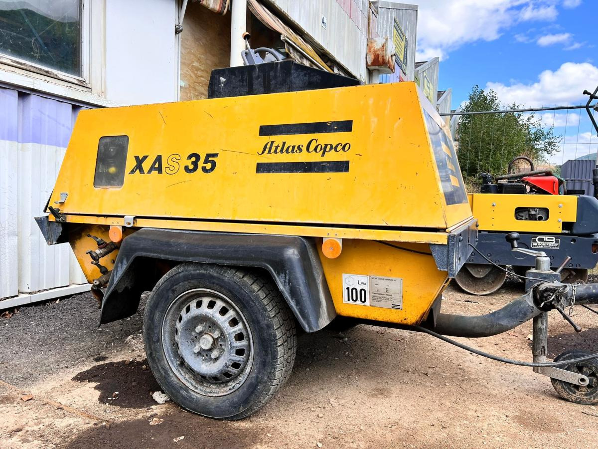 Atlas copco XAS 35 COMPRESSEUR 9BAR SUR REMORQUE (NET DE TVA) - ضاغط هوائي: صورة 1 Atlas copco XAS 35 COMPRESSEUR 9BAR SUR REMORQUE (NET DE TVA) - ضاغط هوائي: صورة 1