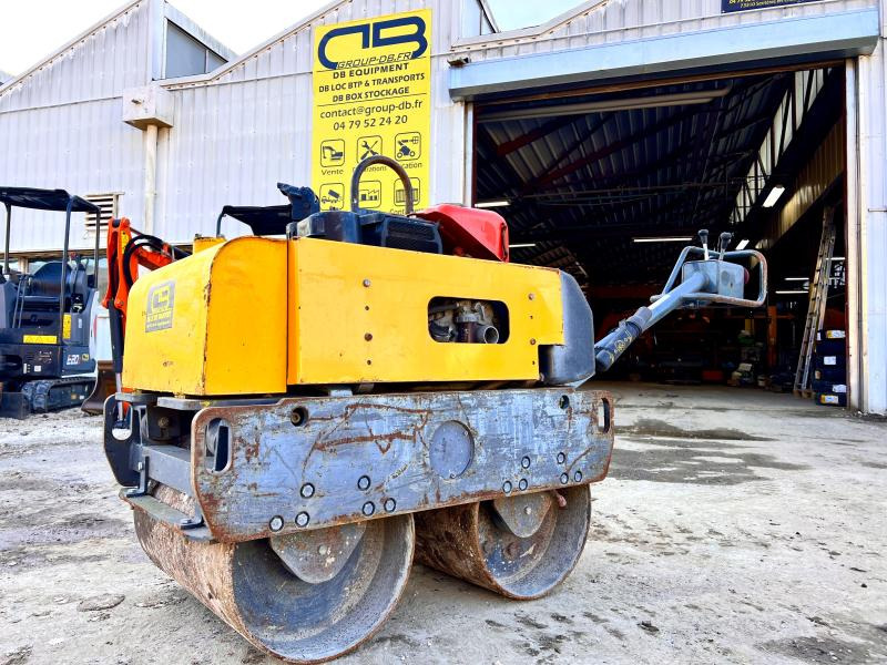 BELLE GROUP Compacteur à main - بكرة أسطوانية صغيرة: صورة 1 BELLE GROUP Compacteur à main - بكرة أسطوانية صغيرة: صورة 1