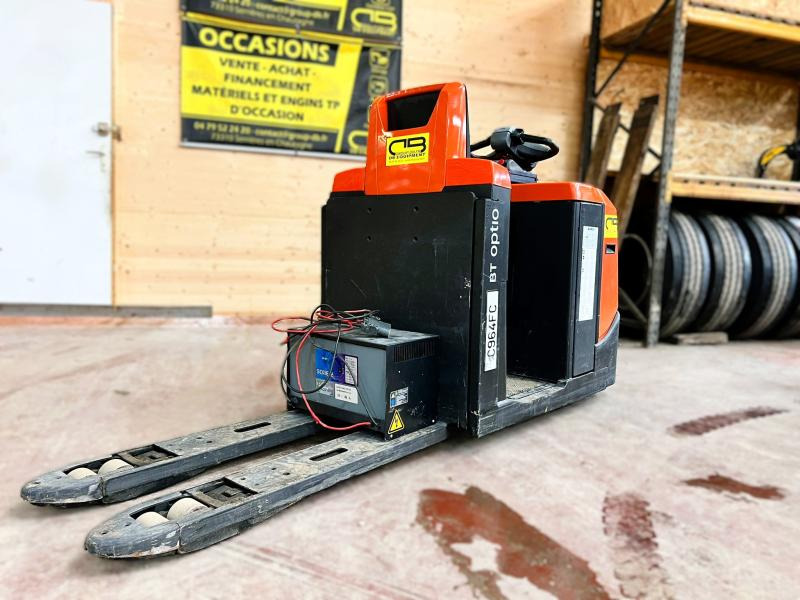 BT OSE250 Gerbeur transpalette électrique - آلة تكديس: صورة 1 BT OSE250 Gerbeur transpalette électrique - آلة تكديس: صورة 1