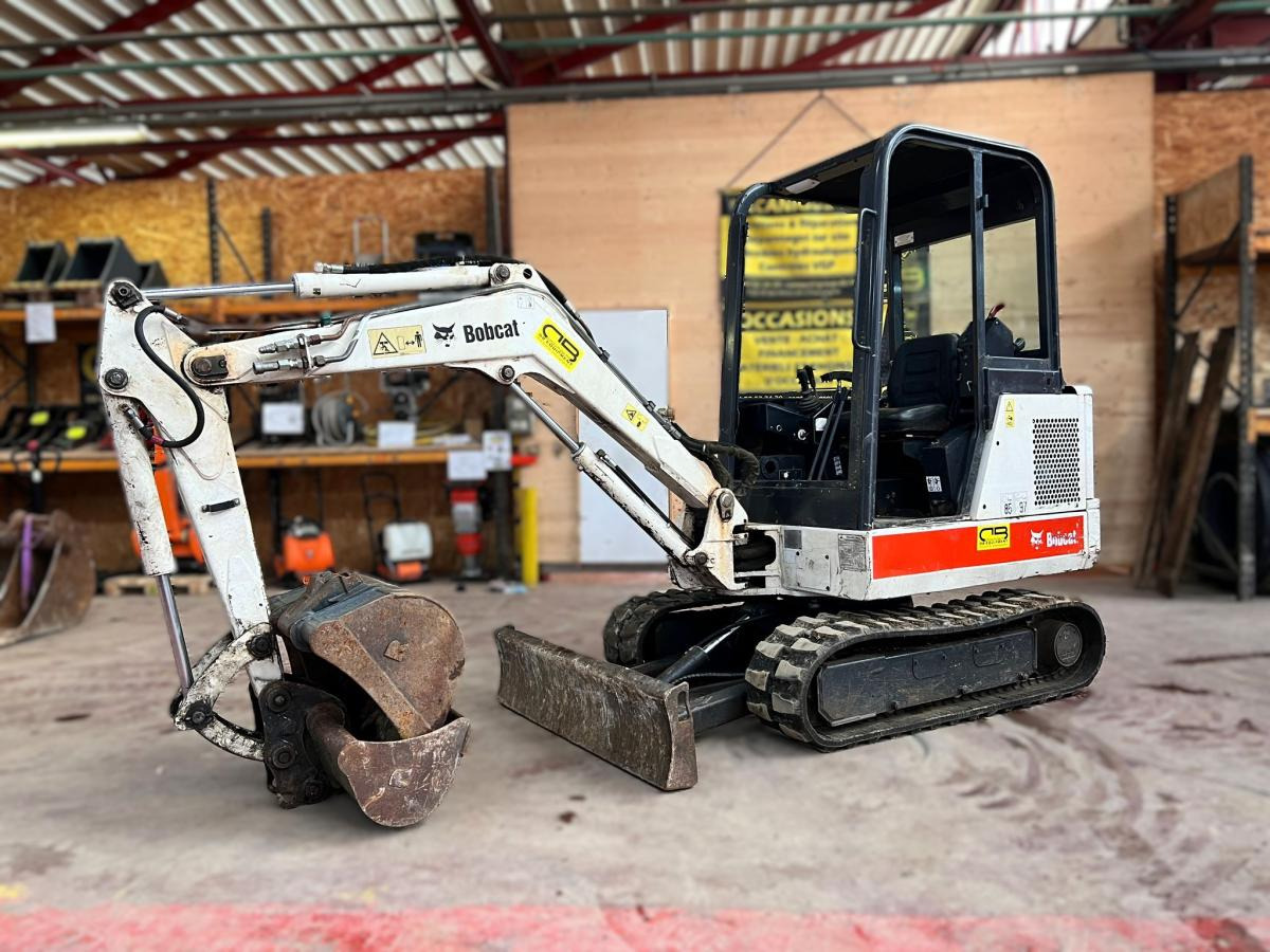 Bobcat 325 mini-pelle 3T (NET DE TVA) - حفار صغير: صورة 1 Bobcat 325 mini-pelle 3T (NET DE TVA) - حفار صغير: صورة 1