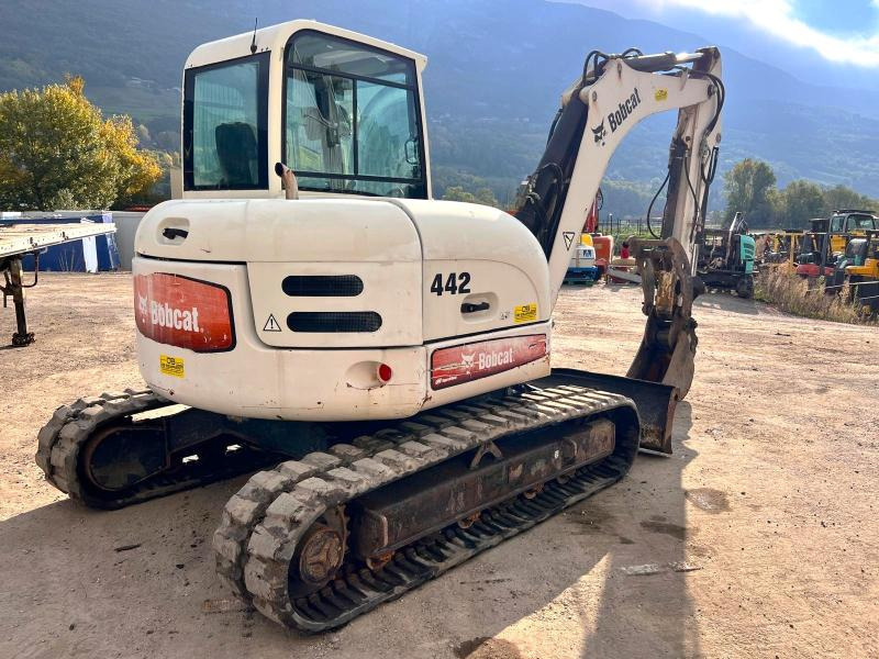 Bobcat 442B Pelle 7,5T avec pouce hydraulique - حفار زاحف: صورة 5 Bobcat 442B Pelle 7,5T avec pouce hydraulique - حفار زاحف: صورة 5