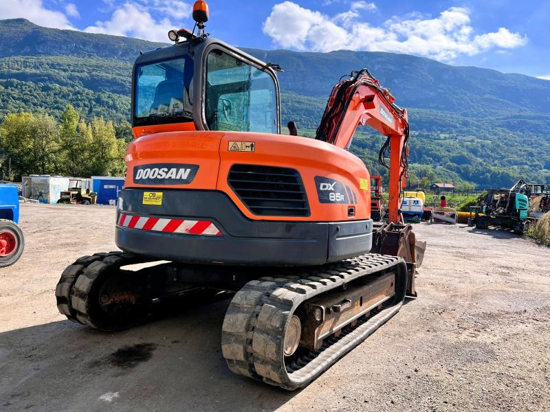 Doosan DX85R-3 PELLE A CHENILLES 8,5T PELLE A CHENILLES 8,5T - حفار زاحف: صورة 5 Doosan DX85R-3 PELLE A CHENILLES 8,5T PELLE A CHENILLES 8,5T - حفار زاحف: صورة 5