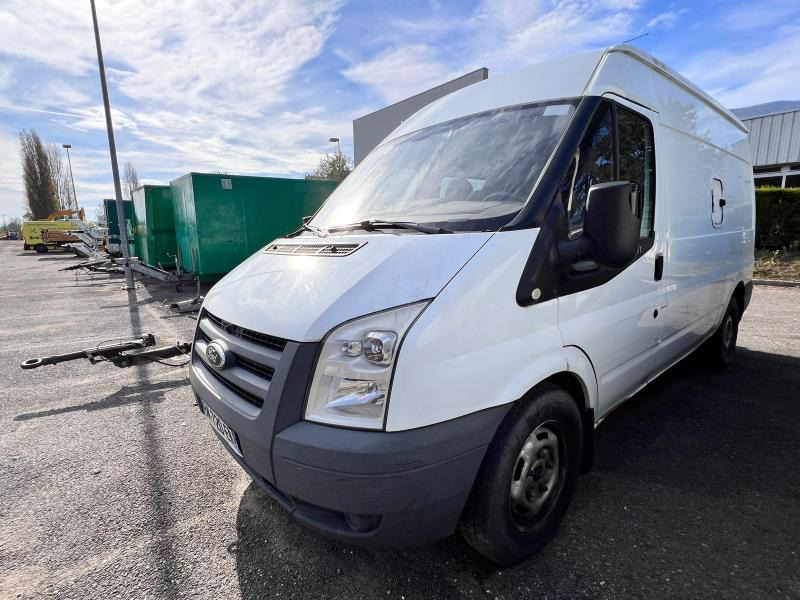 Ford Transit 2,2L TDCI 140cv Moteur HS - فان المدمجة: صورة 2 Ford Transit 2,2L TDCI 140cv Moteur HS - فان المدمجة: صورة 2