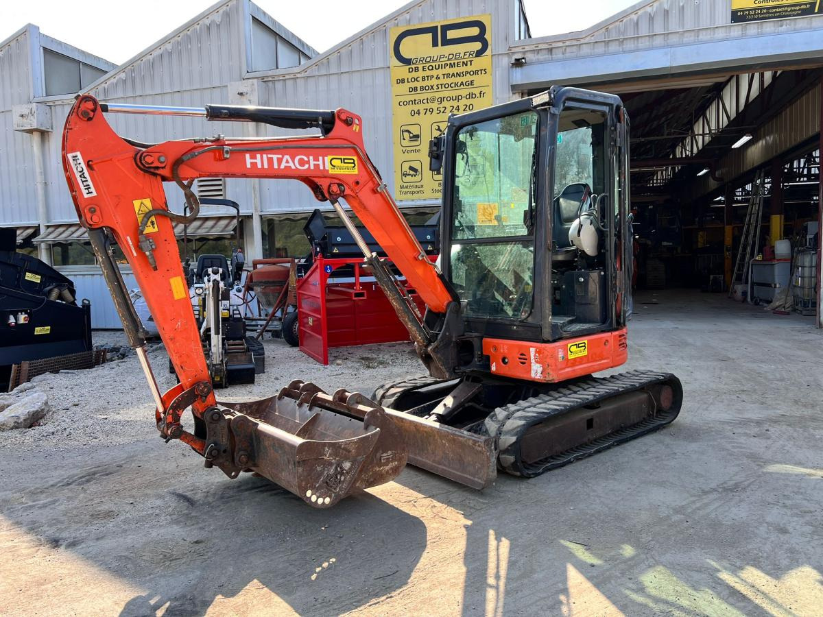 Hitachi ZX26U-5A MINI PELLE 2,7T - حفار صغير: صورة 1 Hitachi ZX26U-5A MINI PELLE 2,7T - حفار صغير: صورة 1