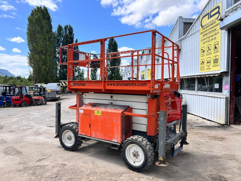 Snorkel S3370RT NACELLE CISEAUX 12M 4X4 DIESEL - مرفاع مقصي: صورة 2 Snorkel S3370RT NACELLE CISEAUX 12M 4X4 DIESEL - مرفاع مقصي: صورة 2