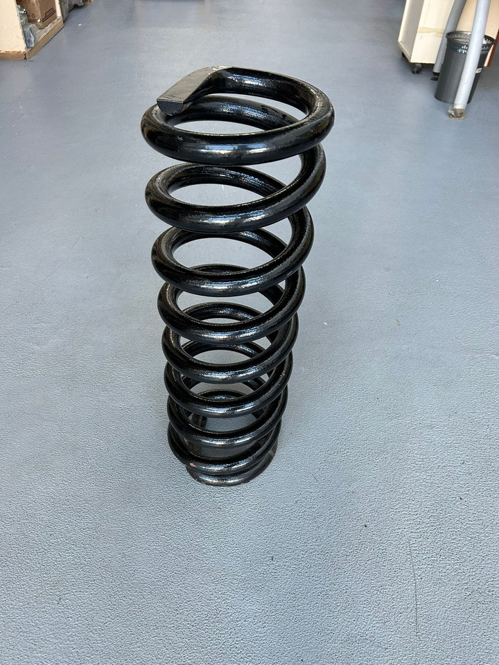 MAN KAT 1-8X8-6X6-4X4-REAR SPRING-OFF-ROAD TRUCK - قطع الغيار: صورة 1 MAN KAT 1-8X8-6X6-4X4-REAR SPRING-OFF-ROAD TRUCK - قطع الغيار: صورة 1