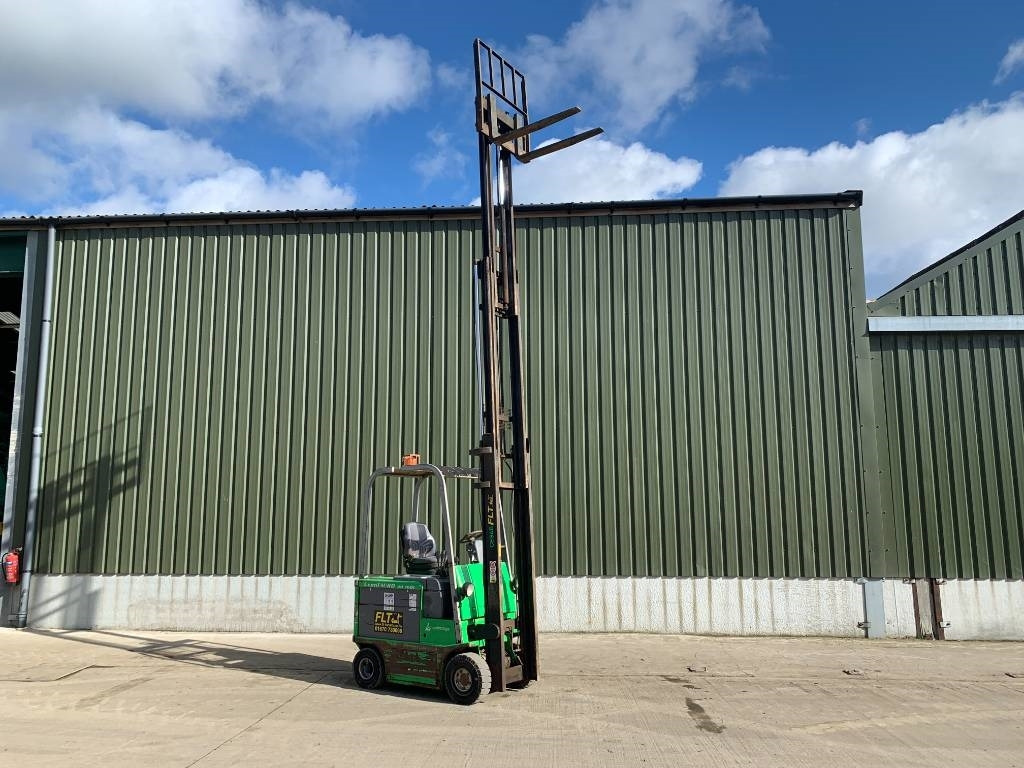 Cesab Centauro 48 160c Electric Forklift - رافعة شوكية كهربائية: صورة 5 Cesab Centauro 48 160c Electric Forklift - رافعة شوكية كهربائية: صورة 5