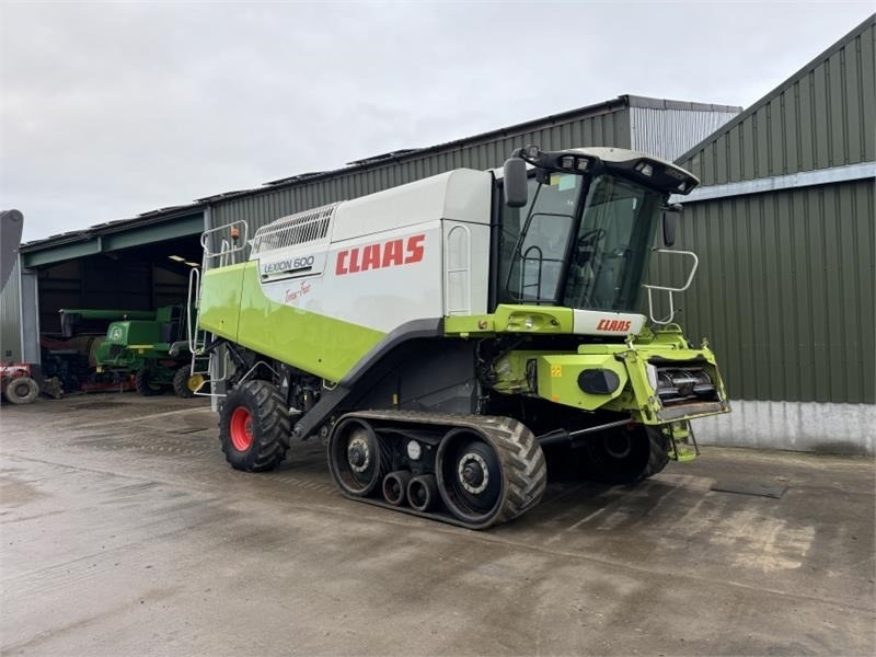 Claas Lexion 600TT c/w V1200 Header - ملحقات حصادات: صورة 1 Claas Lexion 600TT c/w V1200 Header - ملحقات حصادات: صورة 1