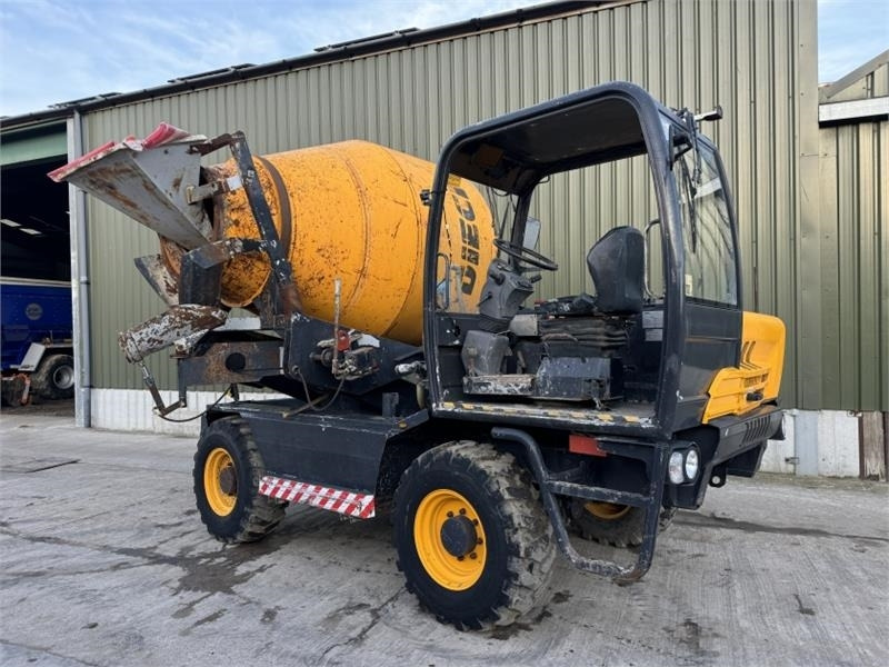 Dieci LH 683 Concrete Mixer - شاحنة مفصلية: صورة 4 Dieci LH 683 Concrete Mixer - شاحنة مفصلية: صورة 4
