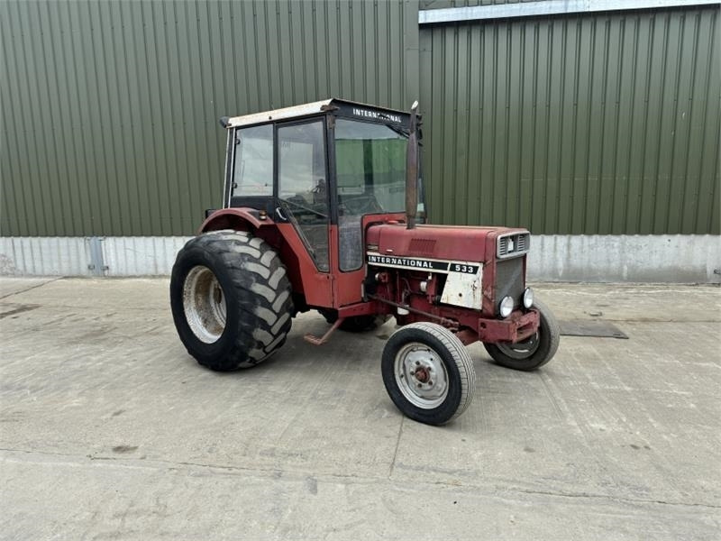 International 533 Tractor  - جرار: صورة 3 International 533 Tractor  - جرار: صورة 3