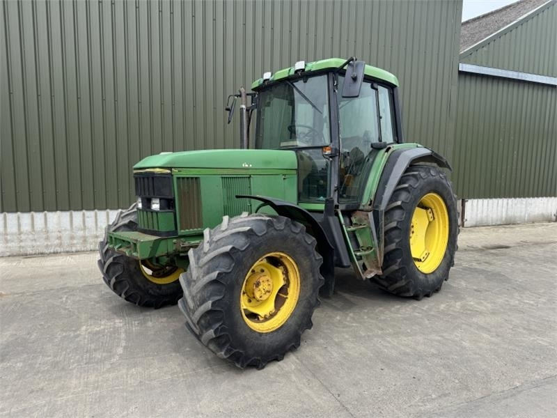 John Deere 6800  - جرار: صورة 1 John Deere 6800  - جرار: صورة 1