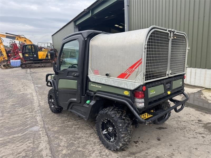 John Deere XUV 865M Gator - آلات زراعية: صورة 2 John Deere XUV 865M Gator - آلات زراعية: صورة 2