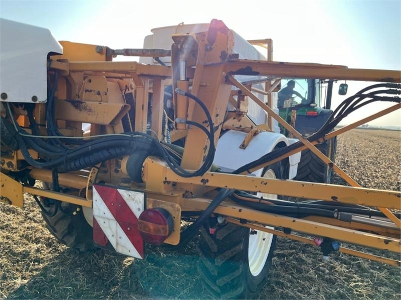Knight 28m 3800L Trailed Sprayer **Video Below** - رشاش معلق على جرار: صورة 4 Knight 28m 3800L Trailed Sprayer **Video Below** - رشاش معلق على جرار: صورة 4