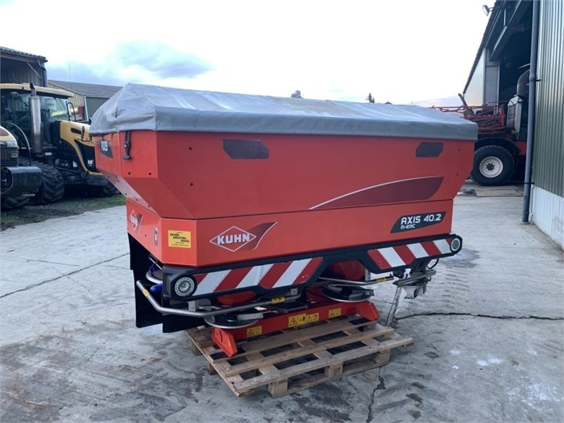 Kuhn Axis 40.2 M-EMC Fert Spreader - آلة نشر السماد: صورة 3 Kuhn Axis 40.2 M-EMC Fert Spreader - آلة نشر السماد: صورة 3