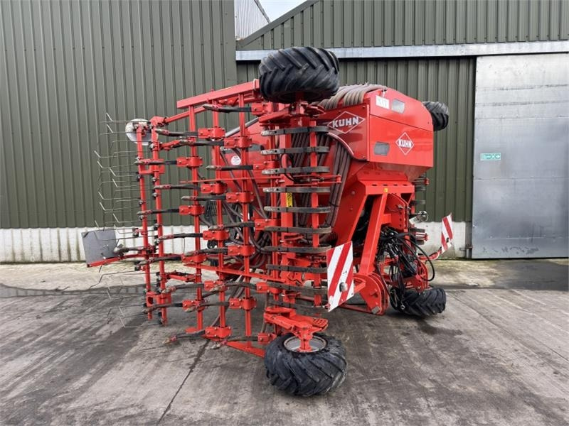 Kuhn Megant 480 Tine Drill - آلة بذر الحصاد: صورة 1 Kuhn Megant 480 Tine Drill - آلة بذر الحصاد: صورة 1