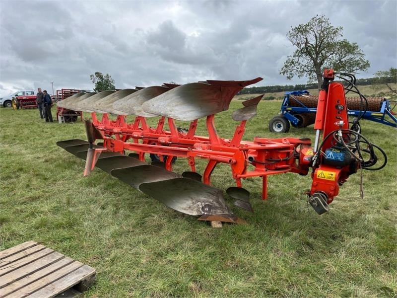 Kuhn Multi-Master 153 6 Furrow Plough - محراث: صورة 1 Kuhn Multi-Master 153 6 Furrow Plough - محراث: صورة 1