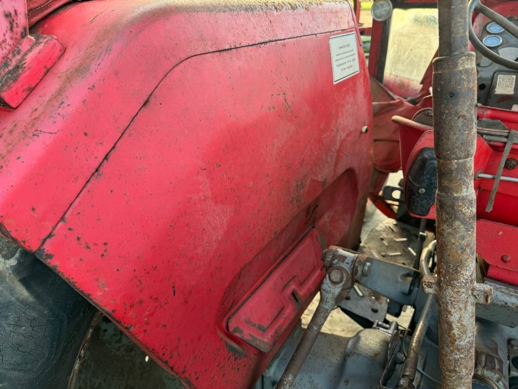 جرار Massey Ferguson 165: صورة 17
