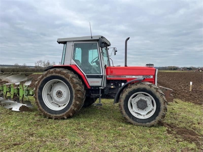 Massey Ferguson 3120 Dynashift - جرار: صورة 4 Massey Ferguson 3120 Dynashift - جرار: صورة 4