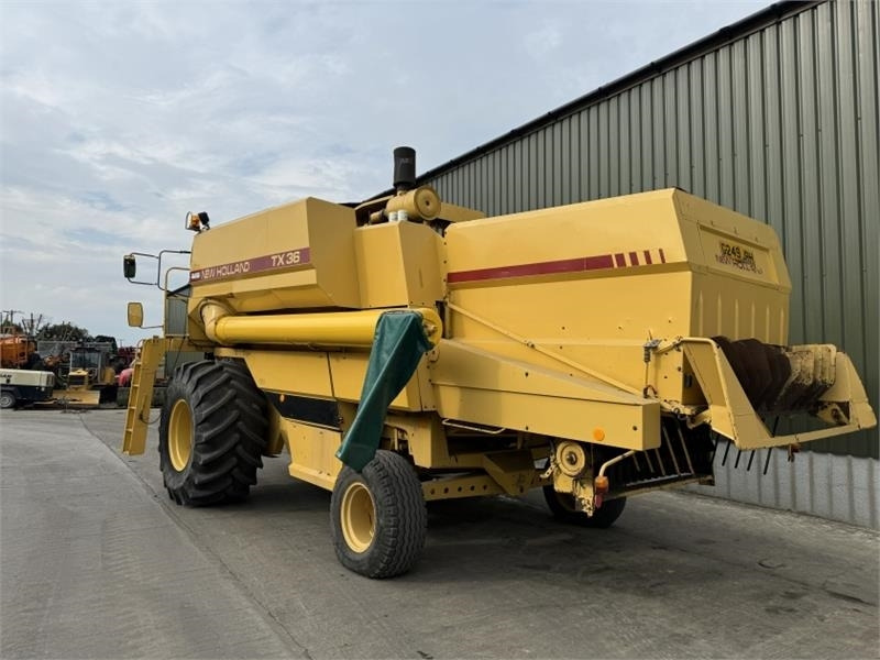 New Holland TX 36  - ملحقات حصادات: صورة 4 New Holland TX 36  - ملحقات حصادات: صورة 4