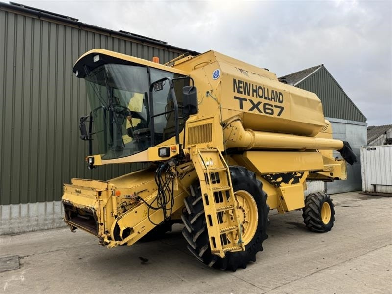 New Holland TX67 c/w 20ft Header - ملحقات حصادات: صورة 3 New Holland TX67 c/w 20ft Header - ملحقات حصادات: صورة 3