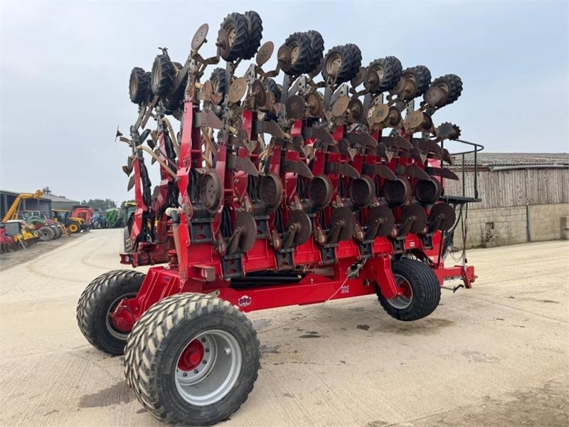 Sumo 8m DTS Direct Drill  - آلة بذر الحصاد: صورة 4 Sumo 8m DTS Direct Drill  - آلة بذر الحصاد: صورة 4