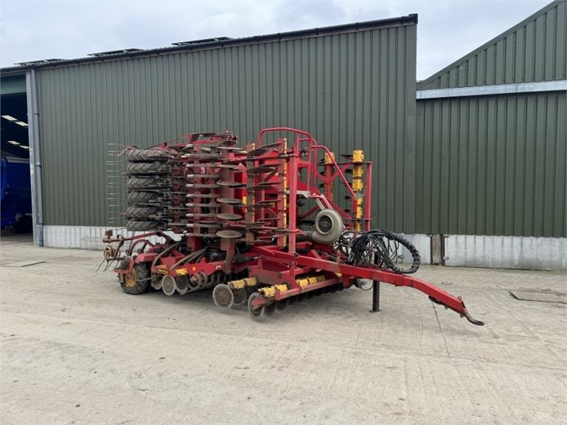 Vaderstad Rapid A600s - آلة بذر الحصاد: صورة 1 Vaderstad Rapid A600s - آلة بذر الحصاد: صورة 1