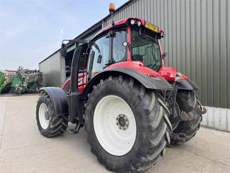 Valtra T194 Versu **50k Transmission** - جرار: صورة 2 Valtra T194 Versu **50k Transmission** - جرار: صورة 2
