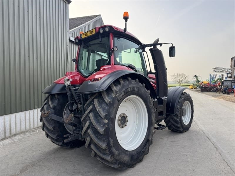 Valtra T194 Versu **50k Transmission** - جرار: صورة 4 Valtra T194 Versu **50k Transmission** - جرار: صورة 4